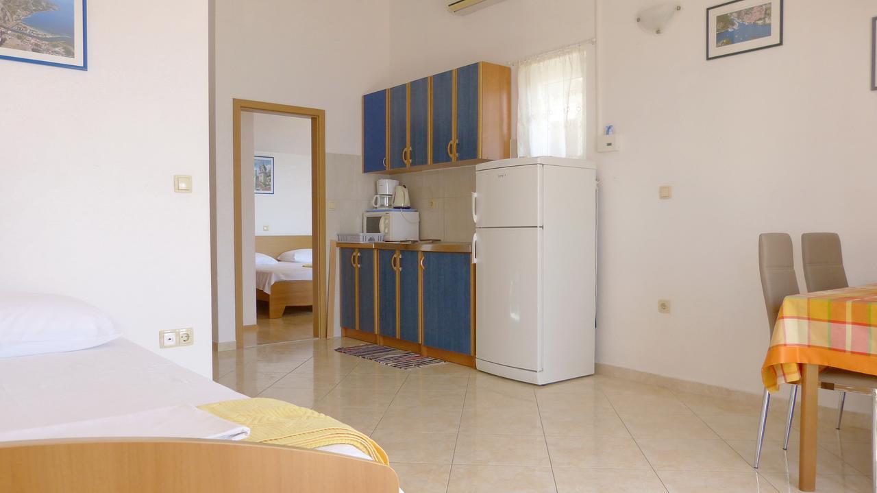 Beach Front Apartments Balica Rat Omiš Εξωτερικό φωτογραφία